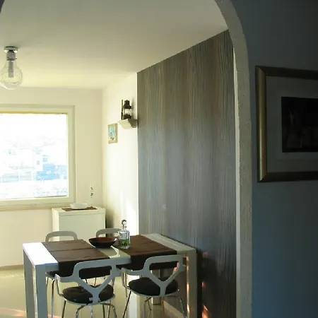 Oliva With Sea View Apartment Fazana